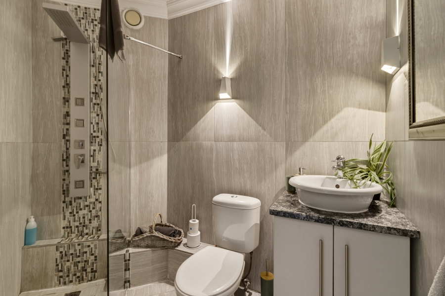 1 Bedroom Property for Sale in Strand South Western Cape